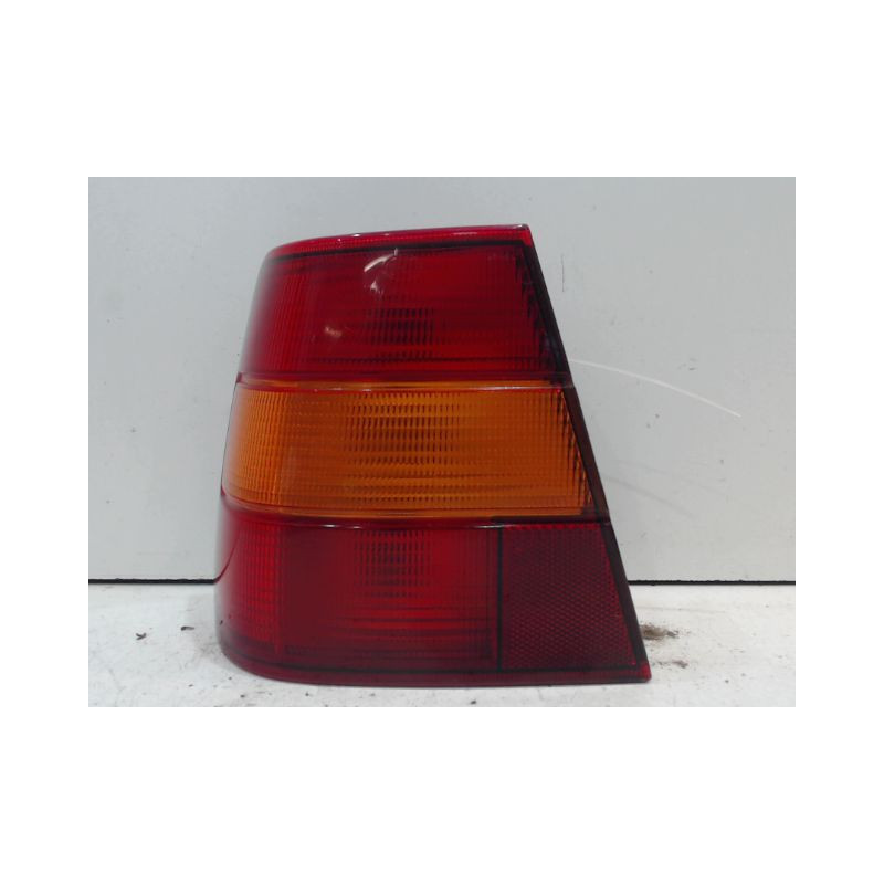 FEU ARRIERE GAUCHE  VOLVO 940