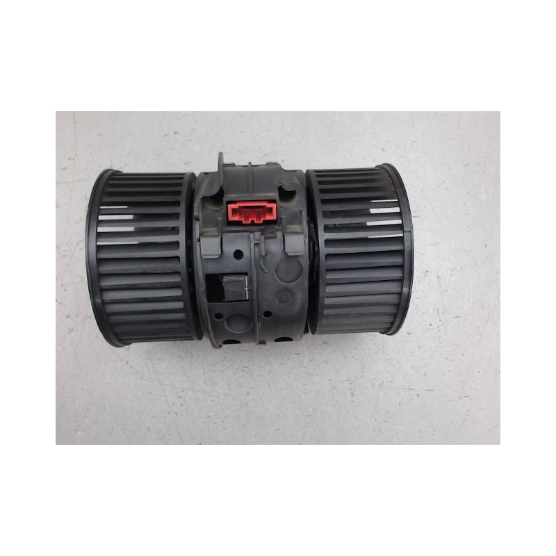 MOTEUR VENTILATEUR CHAUFFAGE RENAULT MEGANE
