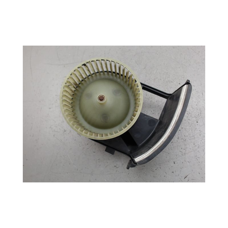 MOTEUR VENTILATEUR CHAUFFAGE RENAULT KANGOO