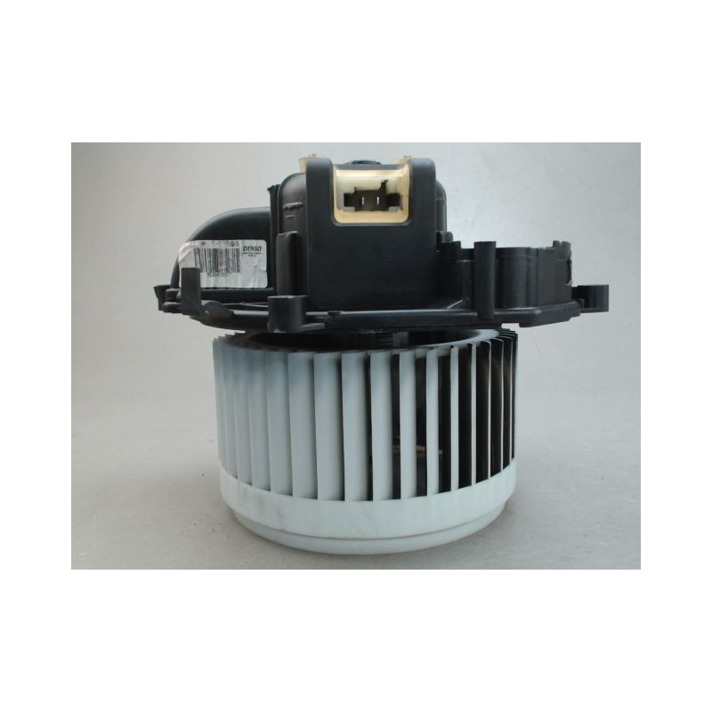 MOTEUR VENTILATEUR CHAUFFAGE CITROEN BERLINGO