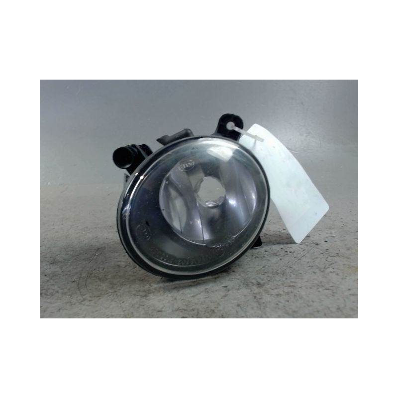 PHARE ANTIBROUILLARD AVANT GAUCHE AUDI A6 2001-