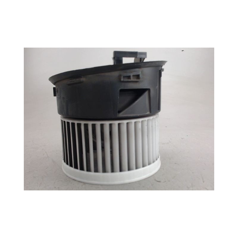 MOTEUR VENTILATEUR CHAUFFAGE PEUGEOT 407