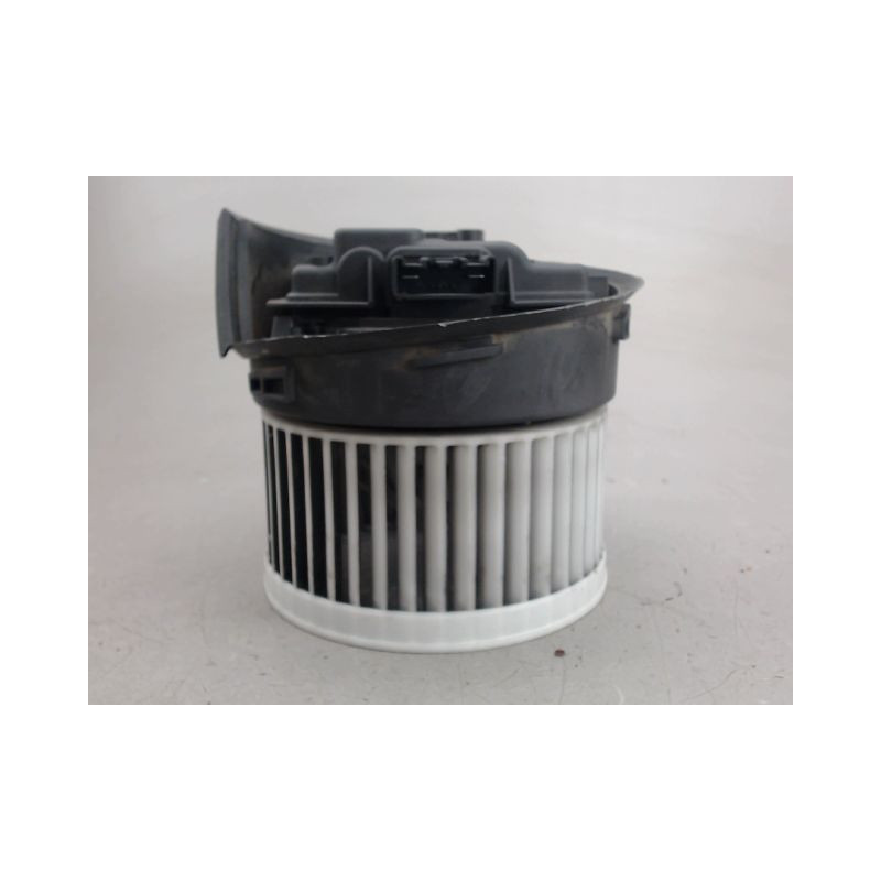 MOTEUR VENTILATEUR CHAUFFAGE PEUGEOT 407