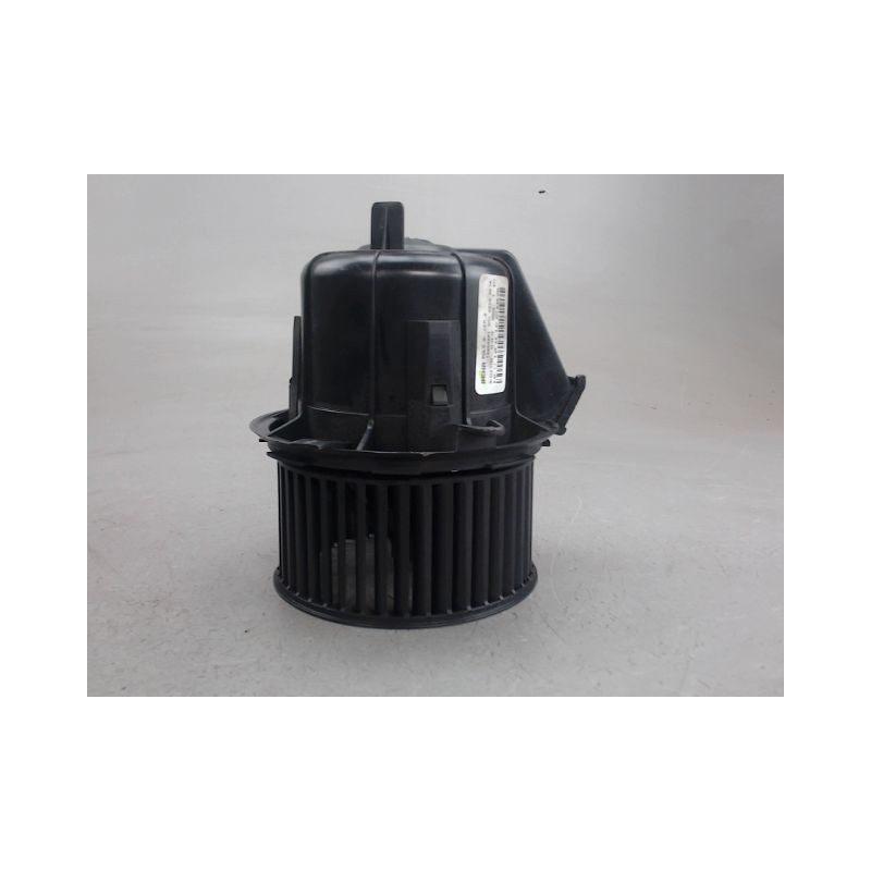 MOTEUR VENTILATEUR CHAUFFAGE CITROEN DS3