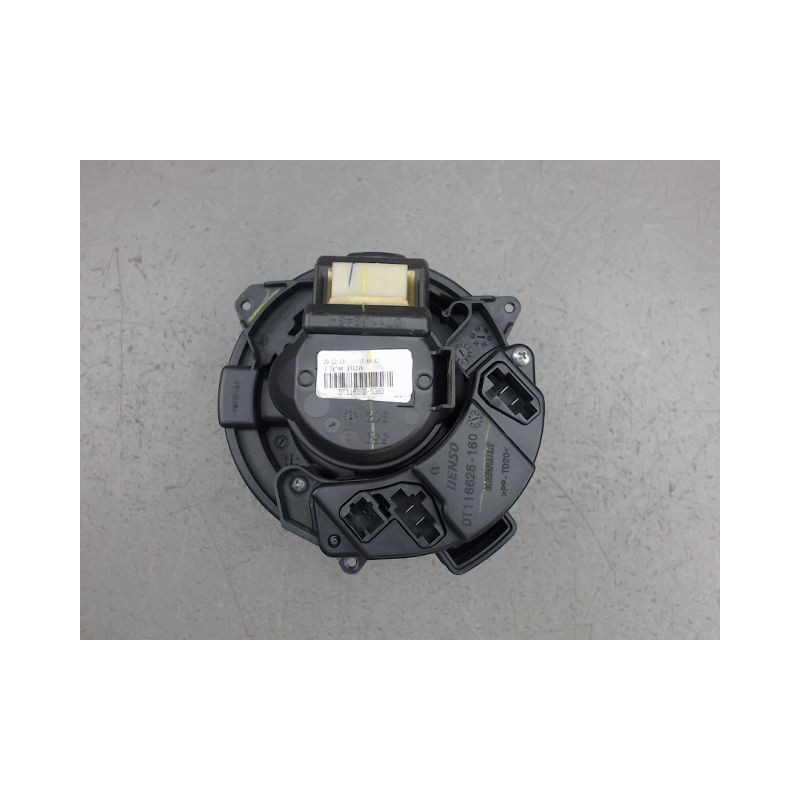 MOTEUR VENTILATEUR CHAUFFAGE RENAULT CLIO