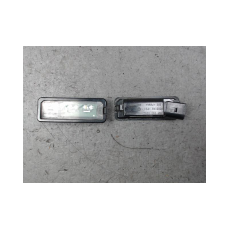 ECLAIREUR PLAQUE DE POLICE SEAT LEON
