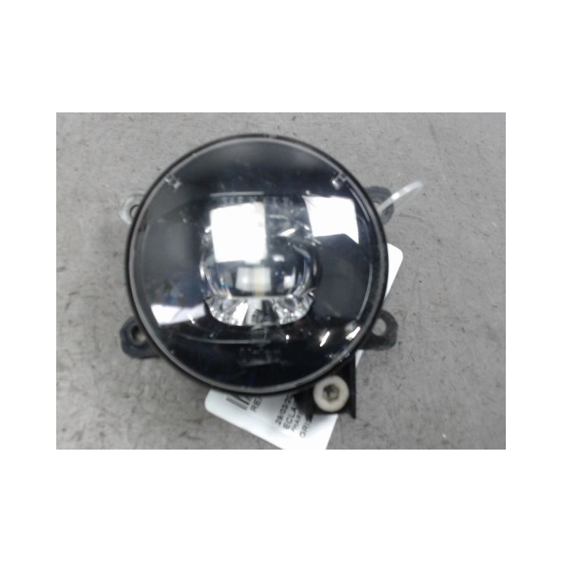 PHARE ANTIBROUILLARD AVANT DROIT RENAULT CLIO
