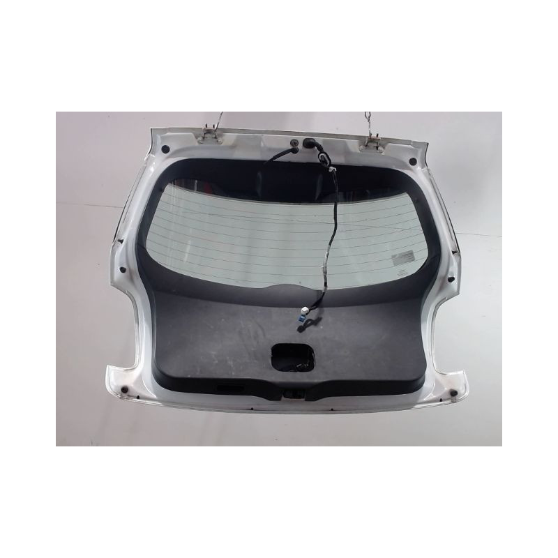 HAYON TOYOTA AURIS 2010-