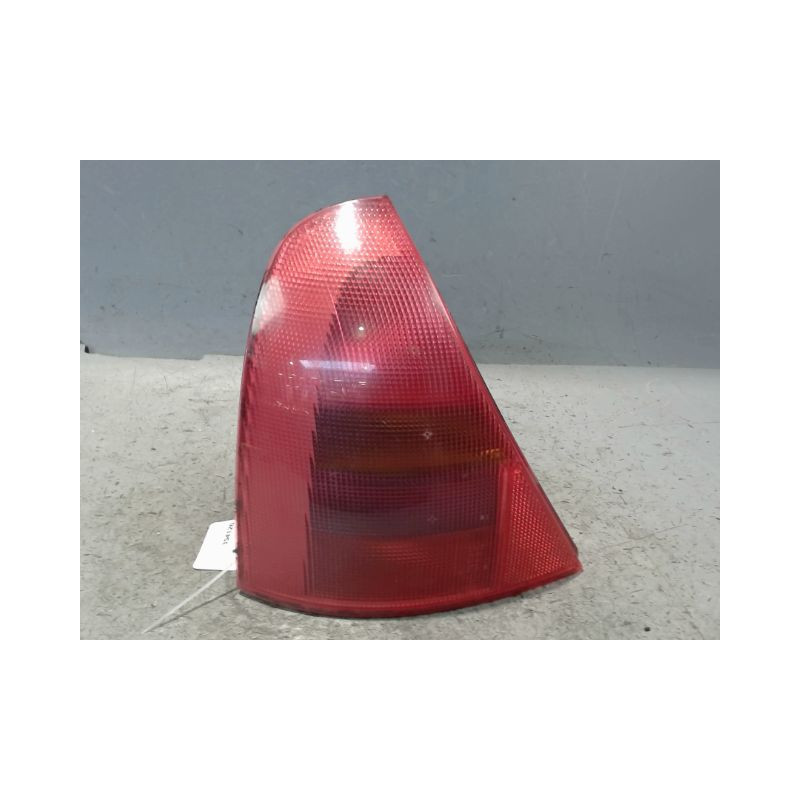 FEU ARRIERE GAUCHE  RENAULT CLIO II PH.1 98-2001