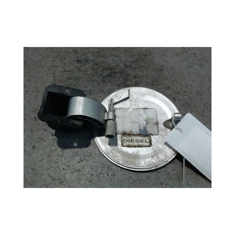 VOLET DE TRAPPE CARBURANT OPEL CORSA 2000-8.2003