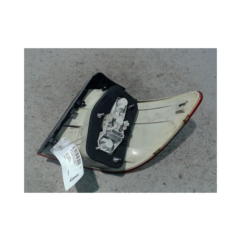 FEU ARRIERE GAUCHE  MERCEDES CLASSE B 2008-