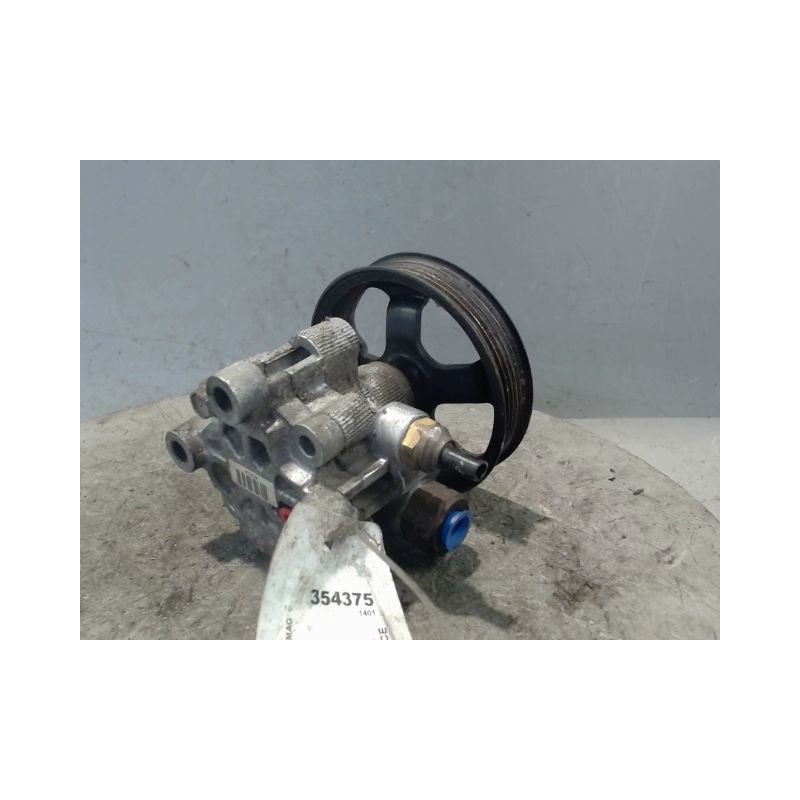 POMPE DIRECTION ASSISTEE TOYOTA COROLLA VERSO 2004-2007