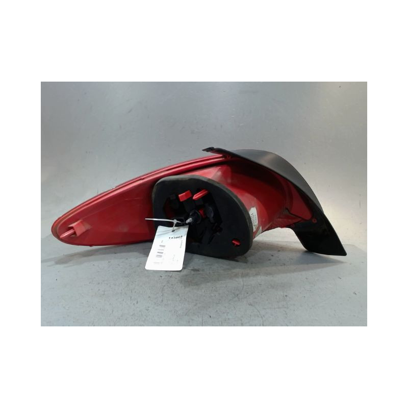 FEU ARRIERE DROIT PEUGEOT 206