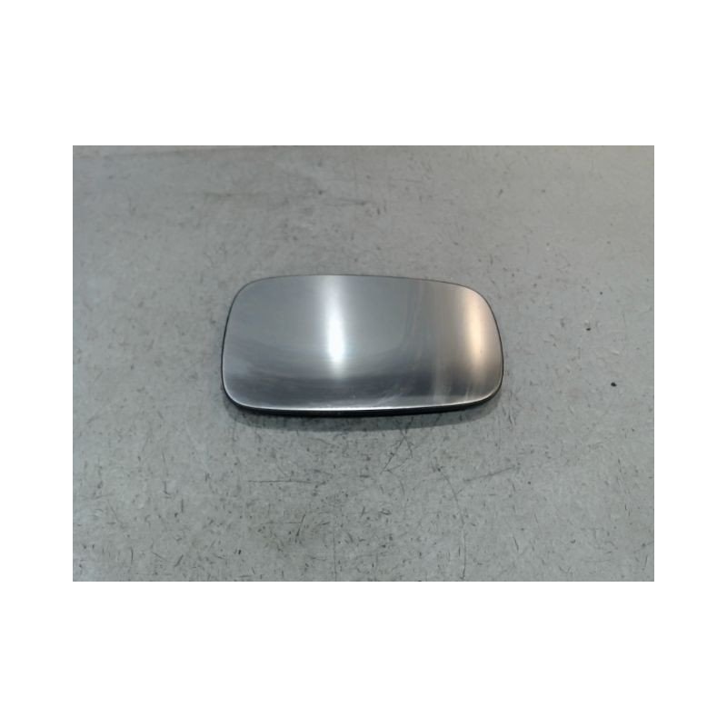 GLACE RETROVISEUR EXT D RENAULT MEGANE
