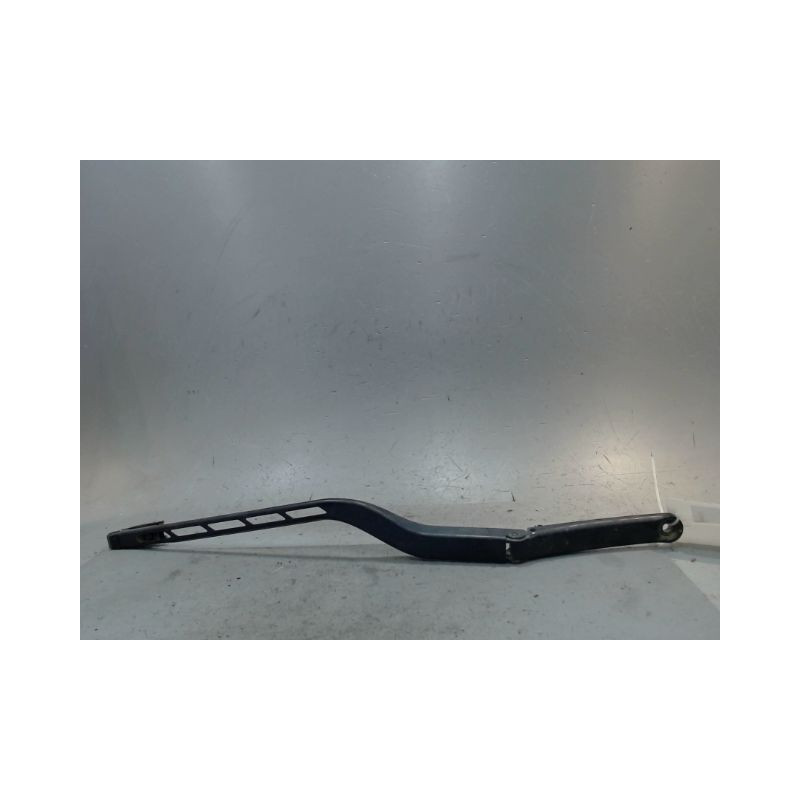 BRAS ESSUIE-GLACE AVANT GAUCHE AUDI A3