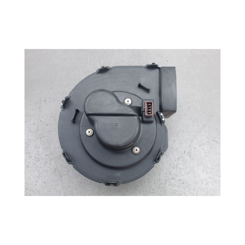 MOTEUR VENTILATEUR CHAUFFAGE CITROEN SAXO