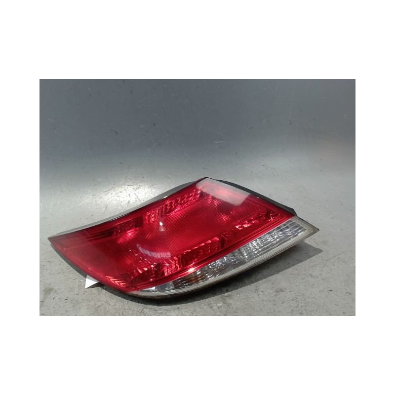FEU ARRIERE GAUCHE  OPEL ASTRA CABRIOLET 2006-