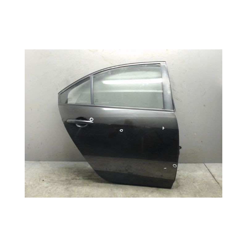 PORTE ARRIERE DROIT NISSAN PRIMERA