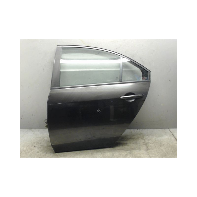 PORTE ARRIERE GAUCHE NISSAN PRIMERA
