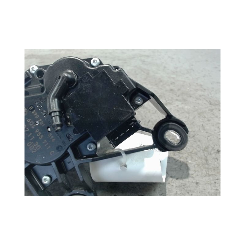 MOTEUR ESSUIE-GLACE ARRIERE VOLKSWAGEN POLO 2005-