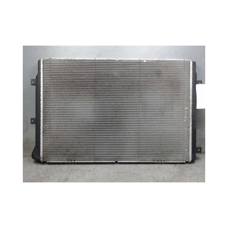 RADIATEUR VOLKSWAGEN PASSAT 2005-