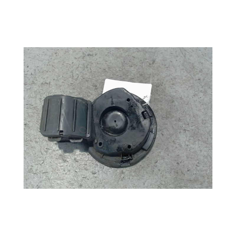 VOLET DE TRAPPE CARBURANT RENAULT SCENIC III 2009-