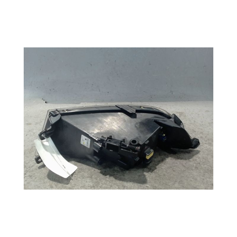 PHARE ANTIBROUILLARD AVANT DROIT SKODA FABIA BREAK 2008-