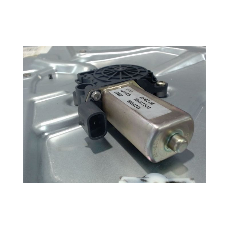 MECANISME+MOTEUR LEVE-GLACE AVANT DROIT FIAT STILO 3P