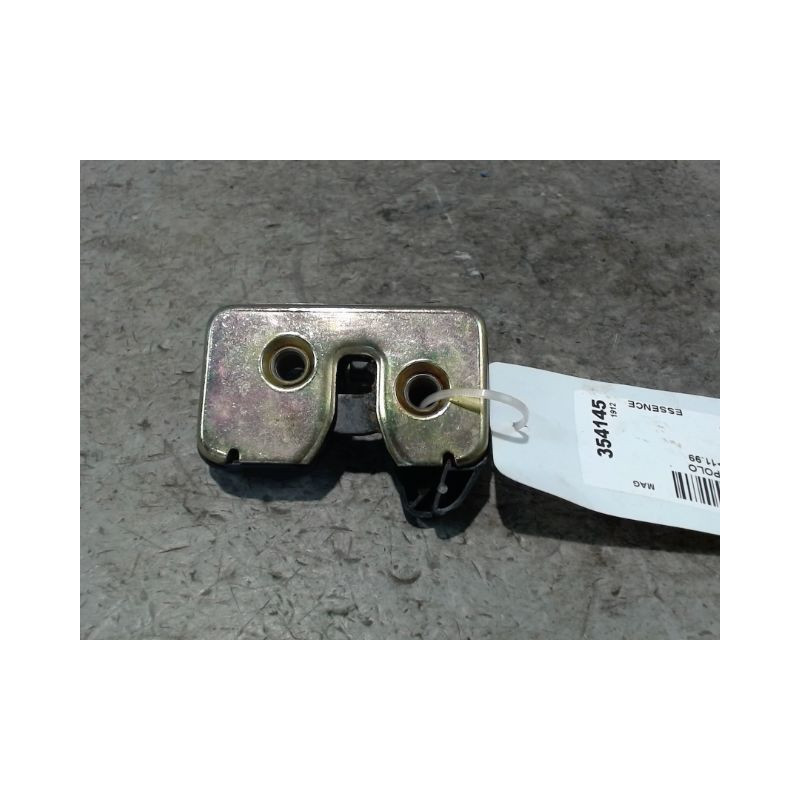 SERRURE HAYON  VOLKSWAGEN POLO 94-99