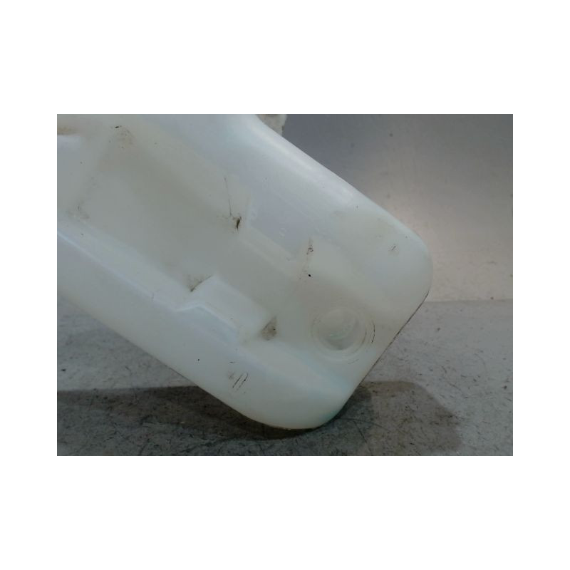 RESERVOIR LAVE-GLACE AVANT CITROEN C4 CACTUS