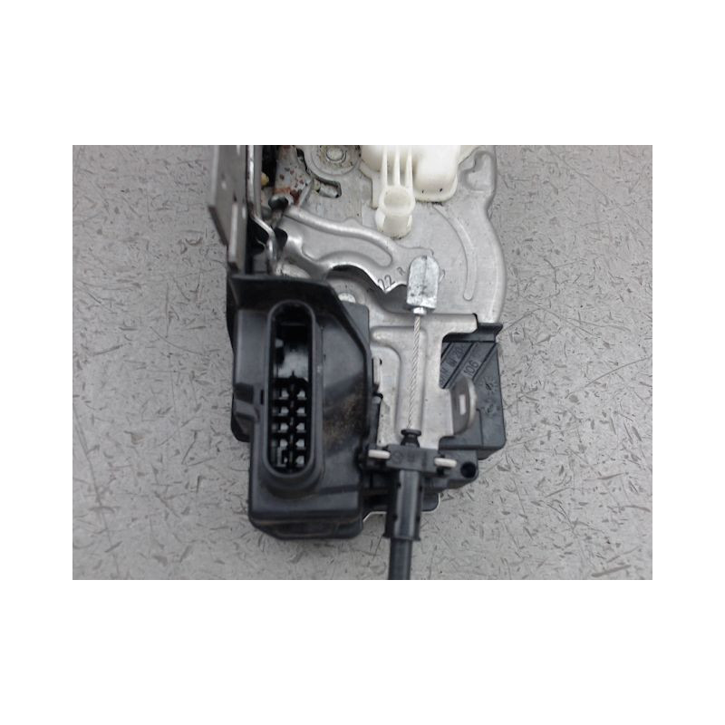 SYSTEME CONDAMNATION ARRIERE DROIT VOLVO V40