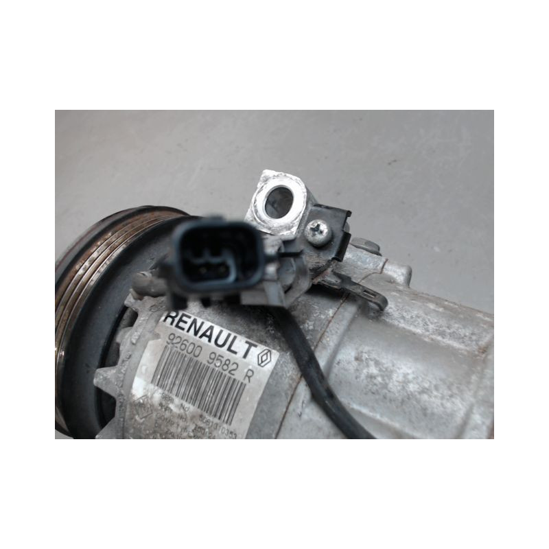 COMPRESSEUR AIR CONDITIONNE RENAULT CLIO