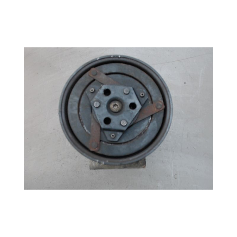COMPRESSEUR AIR CONDITIONNE RENAULT MEGANE