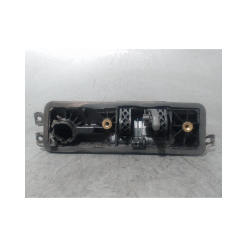 POIGNEE EXTERIEURE PORTE BATTANTE GAUCHE DACIA LOGAN MCV 2007-