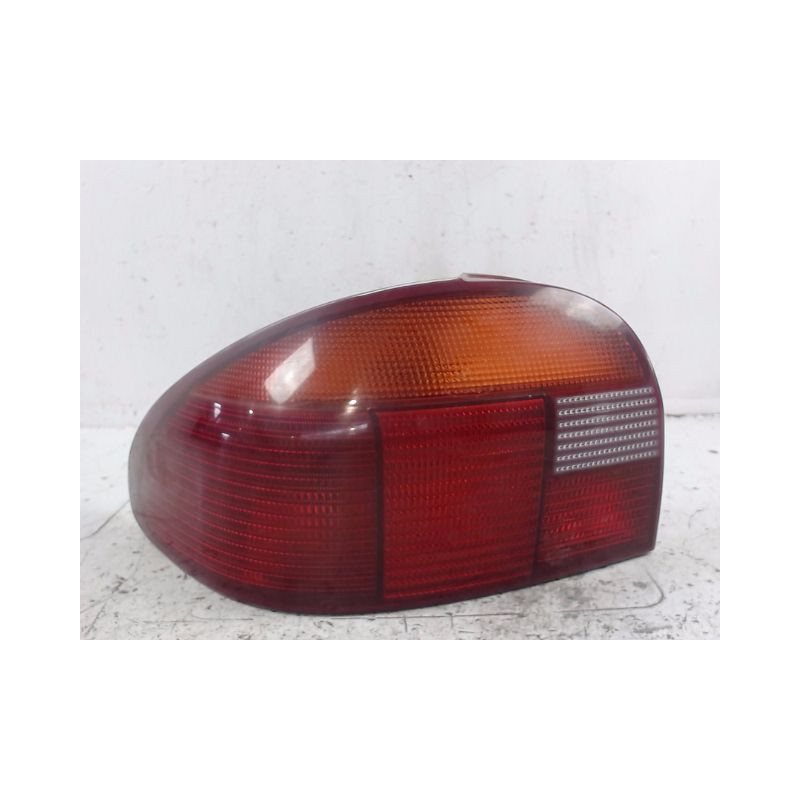 FEU ARRIERE GAUCHE  FORD MONDEO 93-96
