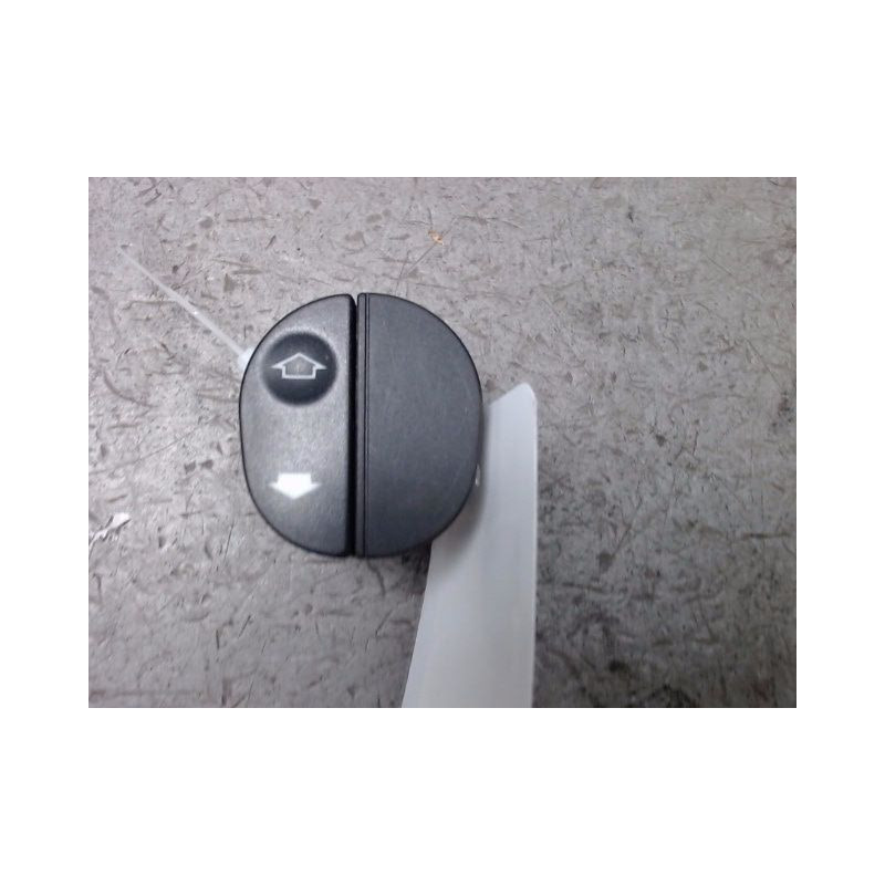 COMMANDE LEVE-GLACE PORTE AVD FORD KA