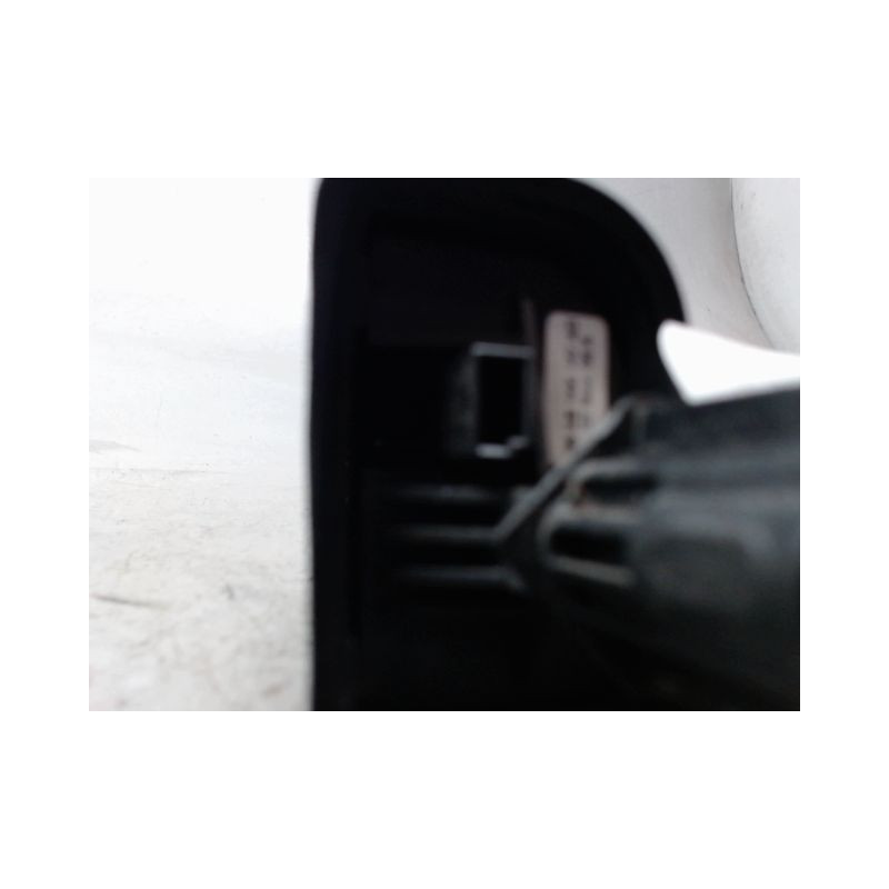 COMMANDE AUTORADIO FORD FIESTA 2005-