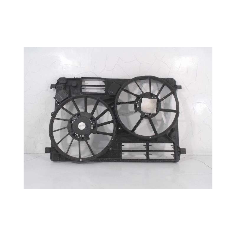 SUPPORT DE VENTILATEUR FORD KUGA