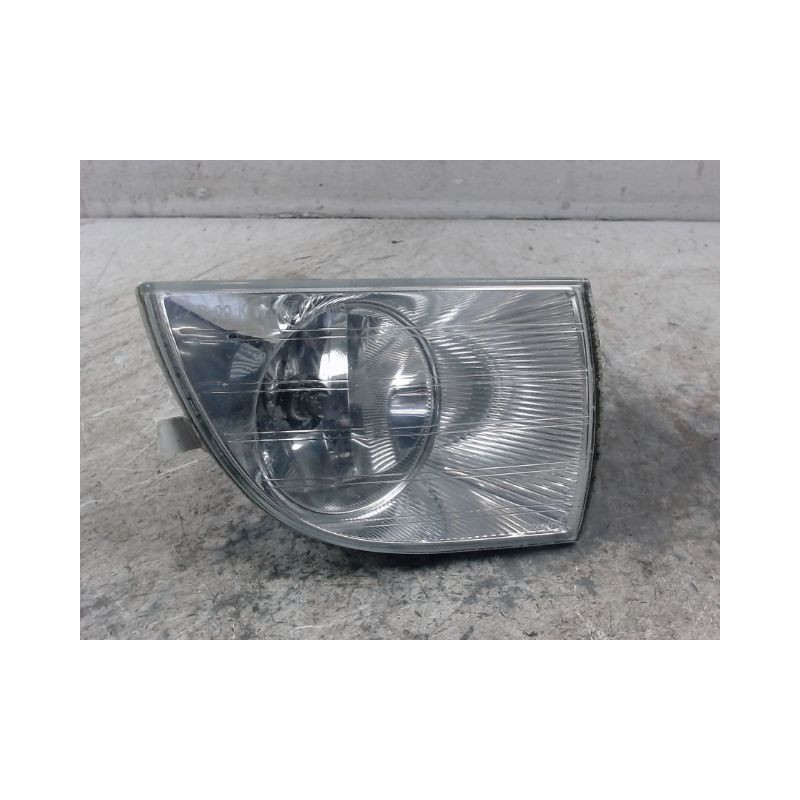 PHARE ANTIBROUILLARD AVANT DROIT SKODA ROOMSTER