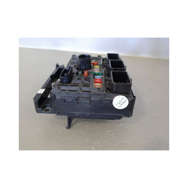 BOITE A FUSIBLES CITROEN C4 COUPE