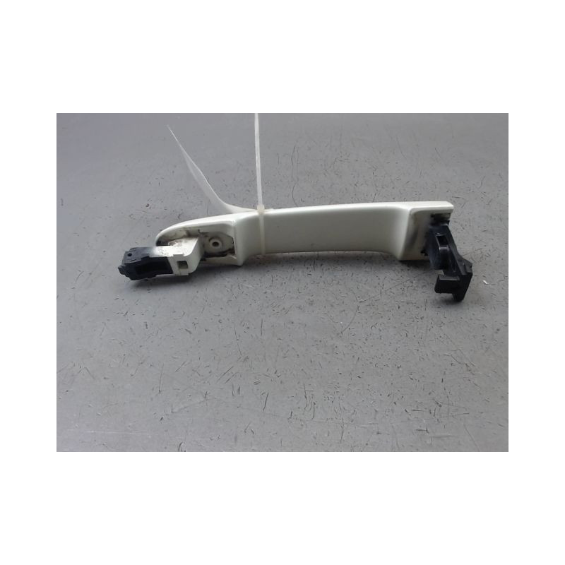 POIGNEE EXTERIEURE PORTE AVANT DROIT NISSAN MICRA 2009-