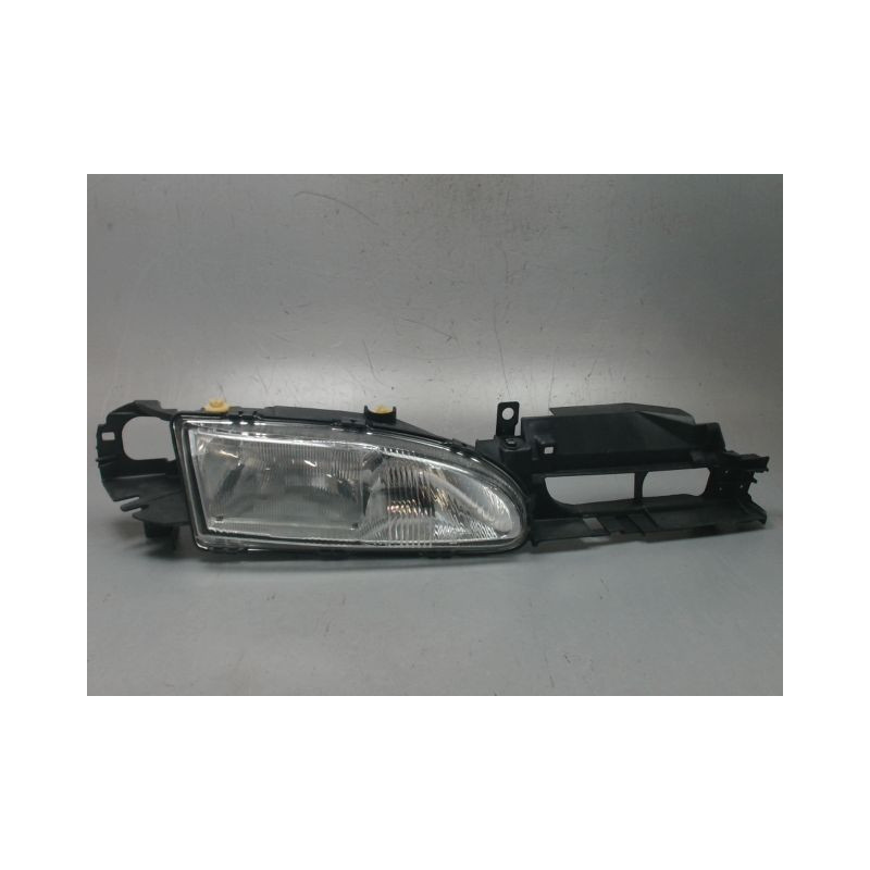 PHARE DROIT FORD MONDEO