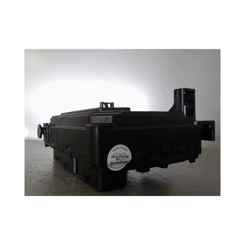 BOITE A FUSIBLES CITROEN C4 04-08