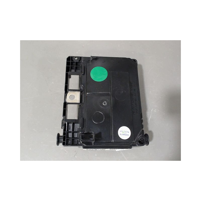 BOITE A FUSIBLES CITROEN C4 04-08
