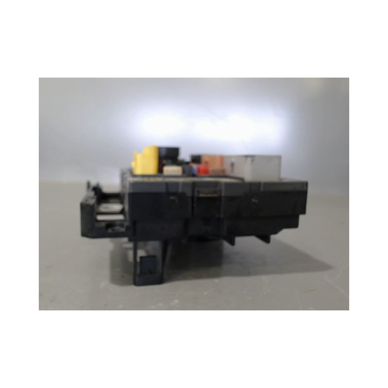 BOITE A FUSIBLES CITROEN BERLINGO II BREAK 2008-