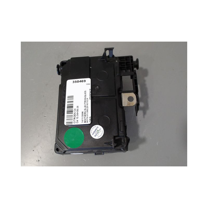 BOITE A FUSIBLES CITROEN C4 04-08