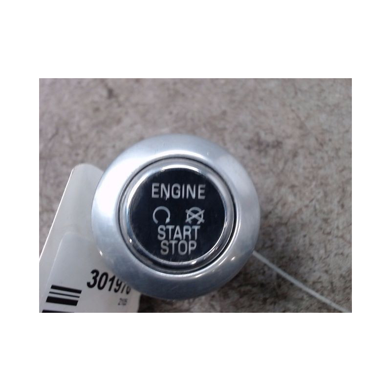 BOUTON DE DEMARRAGE FORD KUGA