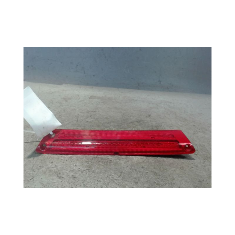 FEUX STOP SUPPLEMENTAIRE FORD FIESTA 2010-