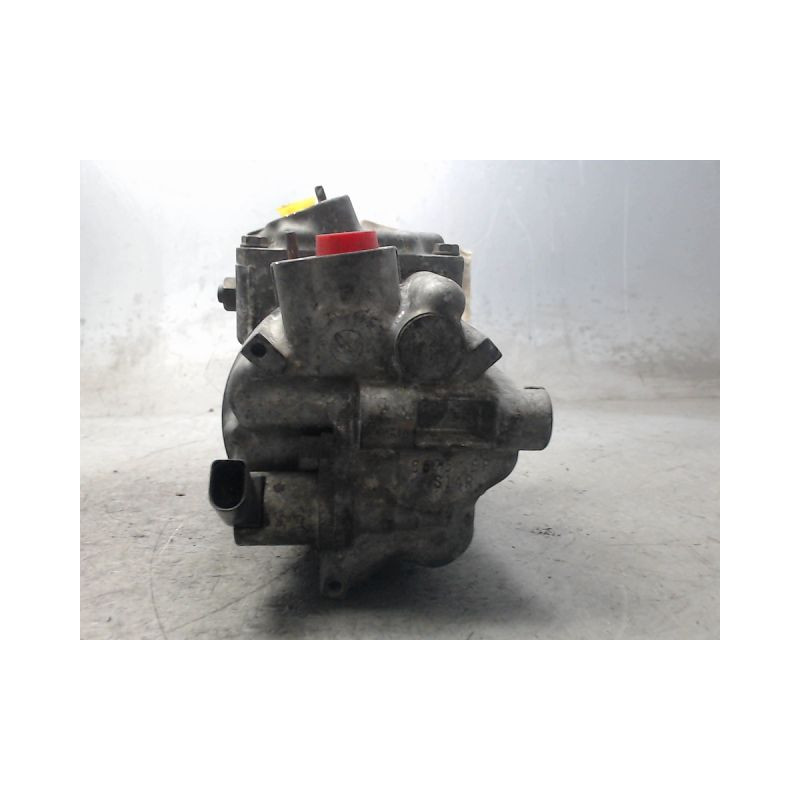 COMPRESSEUR AIR CONDITIONNE VOLKSWAGEN GOLF V 2003-2009