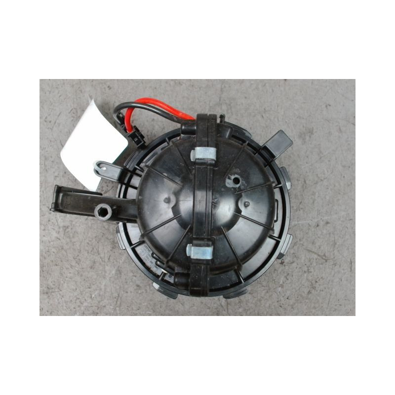 MOTEUR VENTILATEUR CHAUFFAGE AUDI Q5